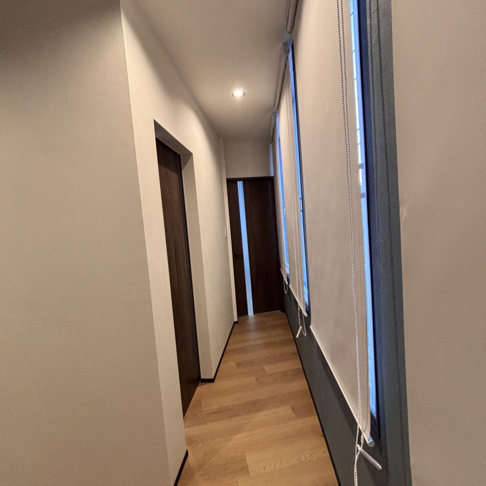 38C1F706-62B6-4A6D-8C4C-DC5D5E4FAE46